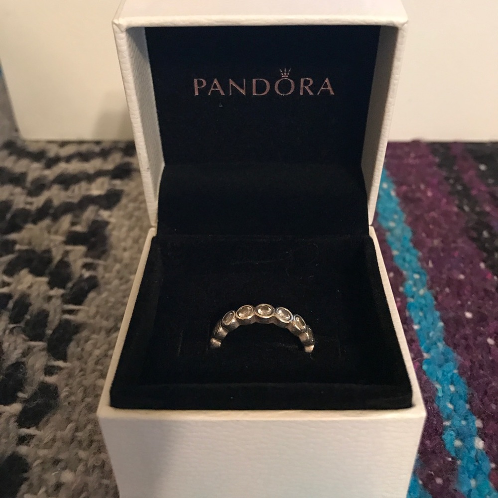 Pandora Alluring Brilliant Ring SZ 5
