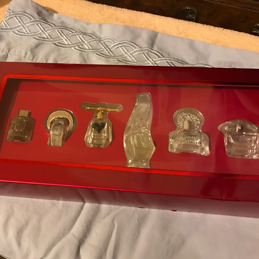 Set of  6pc Women Fragrance. New