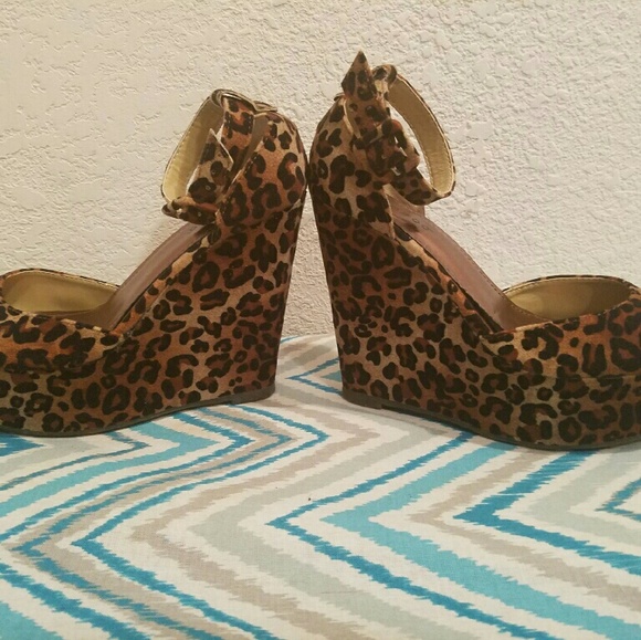 Leopard print wedges - Picture 3 of 4