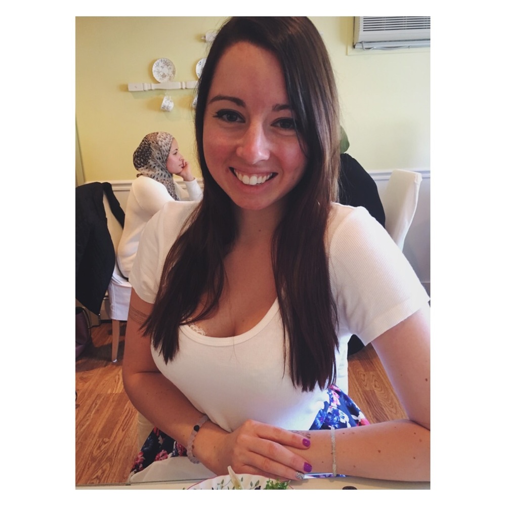 Meet your Posher, Marissa