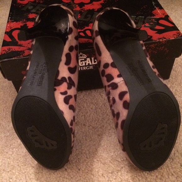 Leopard Print Heels - Picture 4 of 6