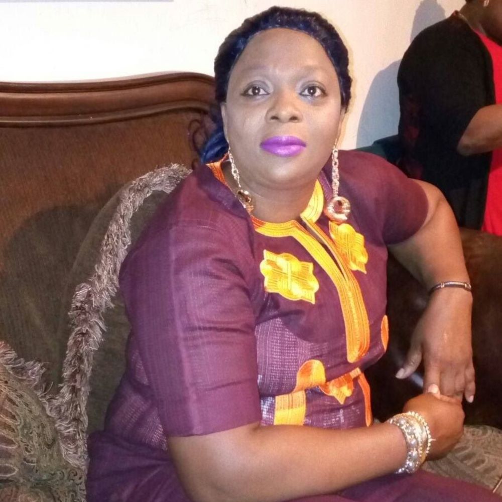 Meet your Posher, Ronke