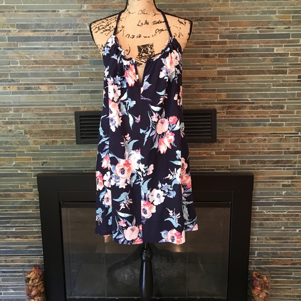 Floral Lace Back Mini Dress  HOST PICK 4/8 rack - Picture 3 of 6