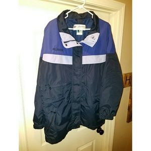 Used womens columbia light jacket