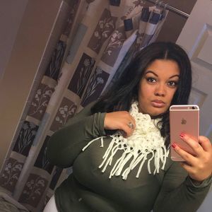 Meet your Posher, Jasmine