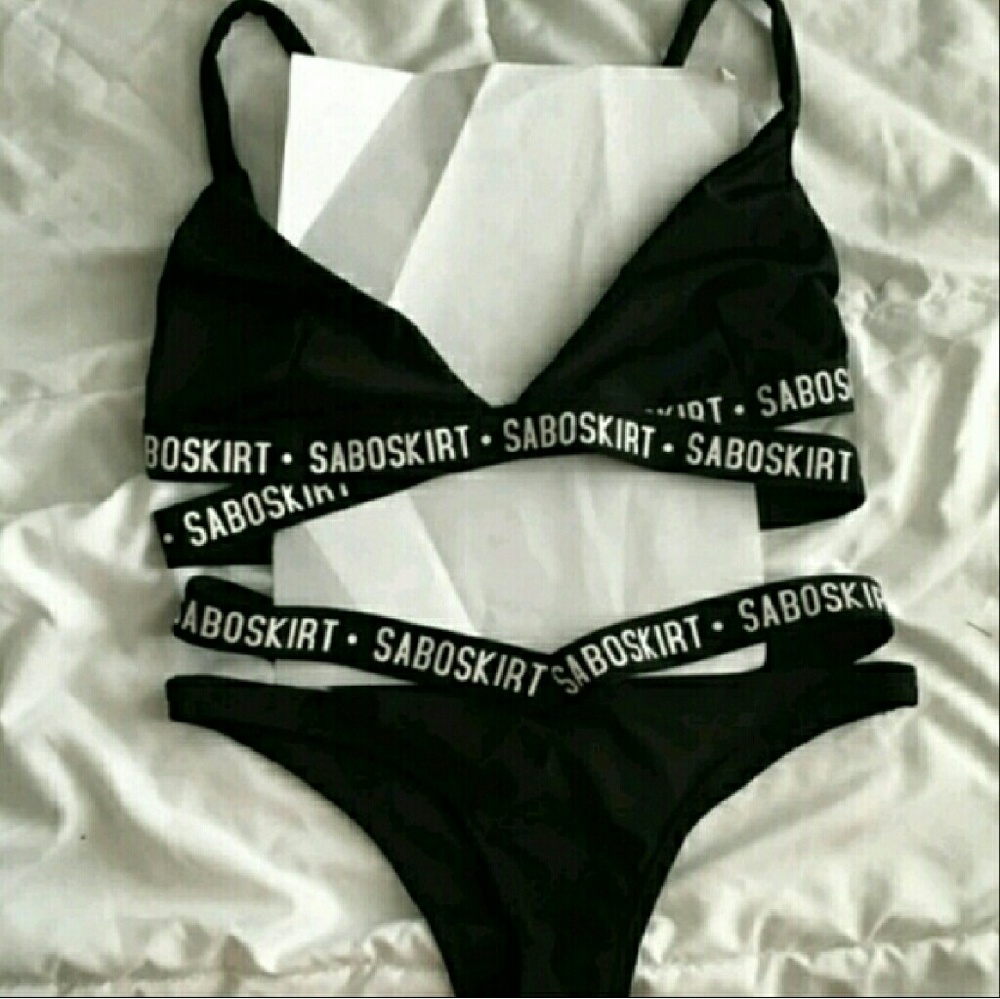 Strappy Kylie Jenner Inspired Saboskirt Bikini - Picture 4 of 5
