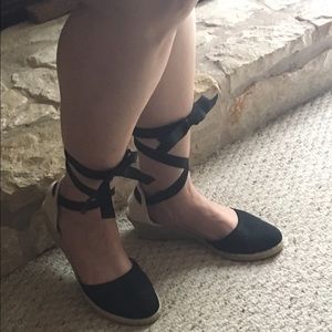 Tommy Hilfiger lace-up wedges