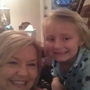 Meet your Posher, Tonya