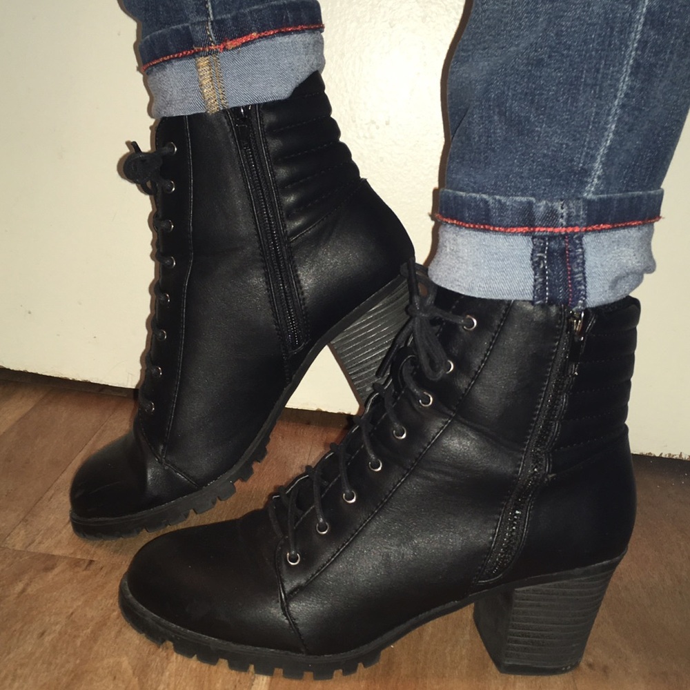 LAST CALL! Black Heel Combat Military Boots