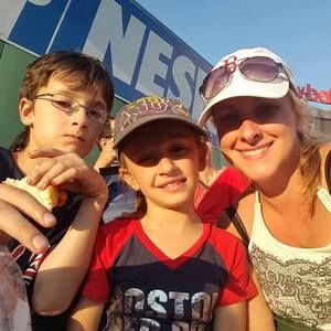 Meet your Posher, Amy