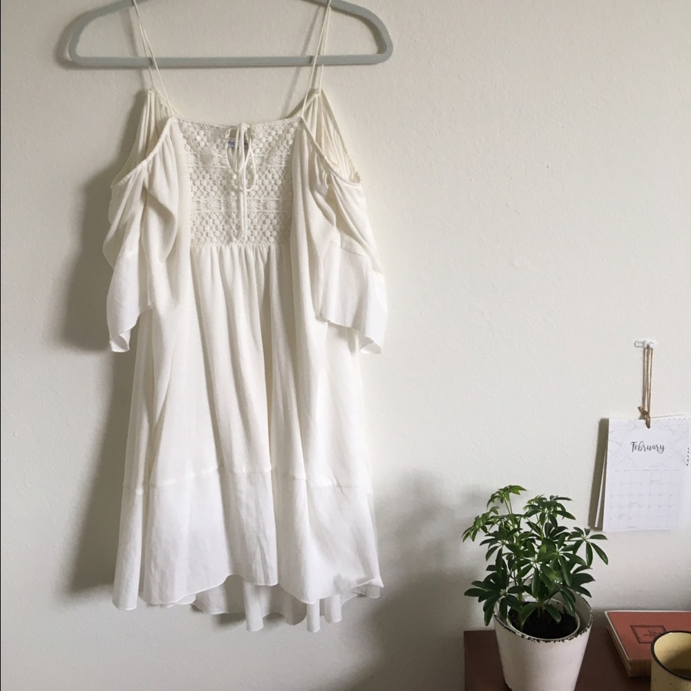 Zara Off The Shoulder Dress - Picture 2 of 8