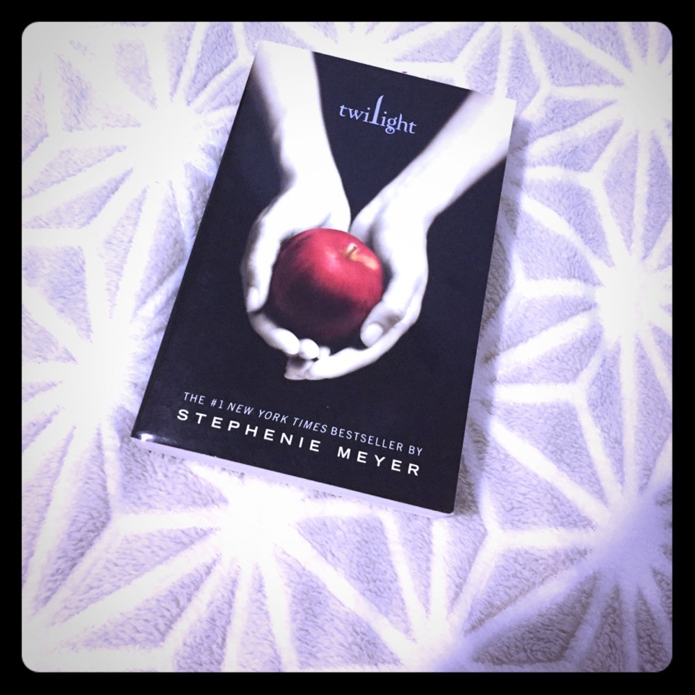 Twilight book 📚
