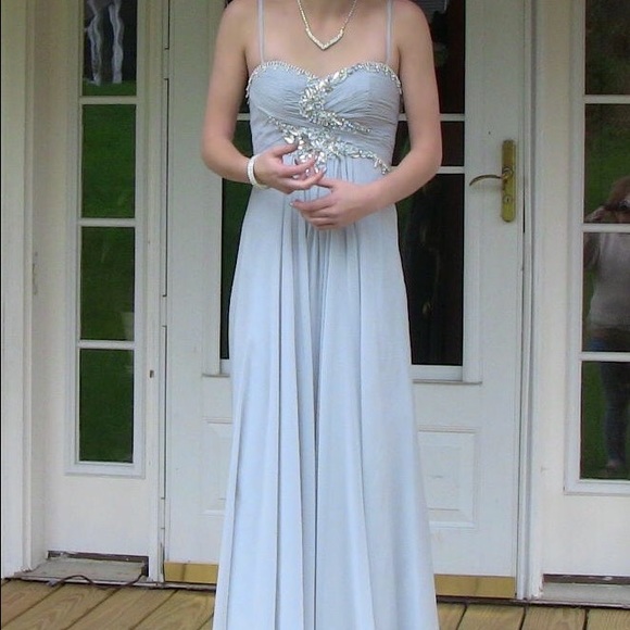 Prom dress - Picture 5 of 6