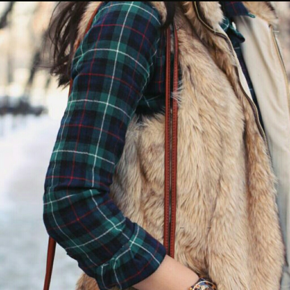 JCrew classic plaid button down shirt