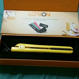 New Lorion flat iron 1.25" salon grande.