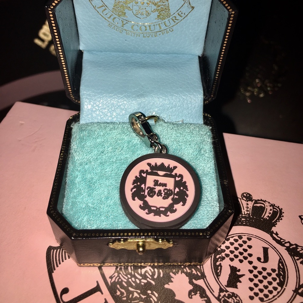 Juicy Couture Crest Charm (Fairytale)