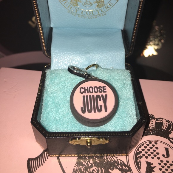 Juicy Couture Crest Charm (Fairytale) - Picture 2 of 2