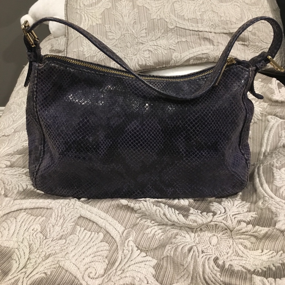 NAVY BLUE MICHAEL KORS SNAKE SKIN BAG