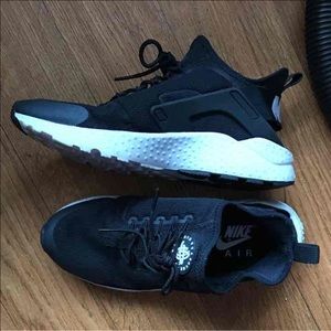 Nike air huaraches 8.5