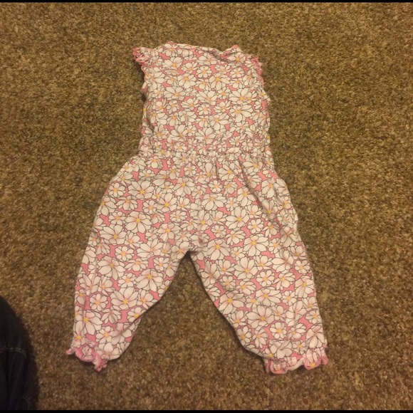 Baby pink romper - Picture 3 of 3