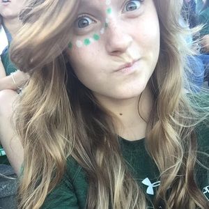 Meet your Posher, Brianna