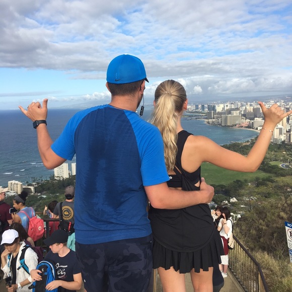 Meet your Posher, Debora - Picture 2 of 7