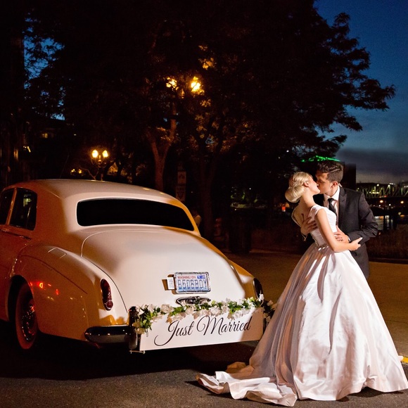 Meet your Posher, Debora - Picture 7 of 7