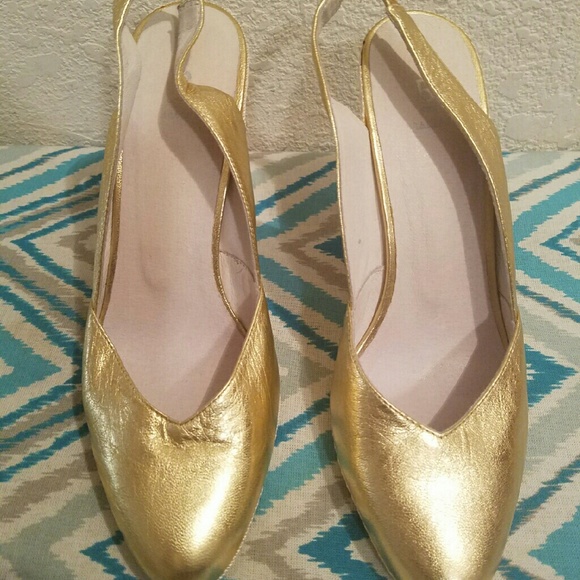 Bakers Gold Wedges - Picture 4 of 4