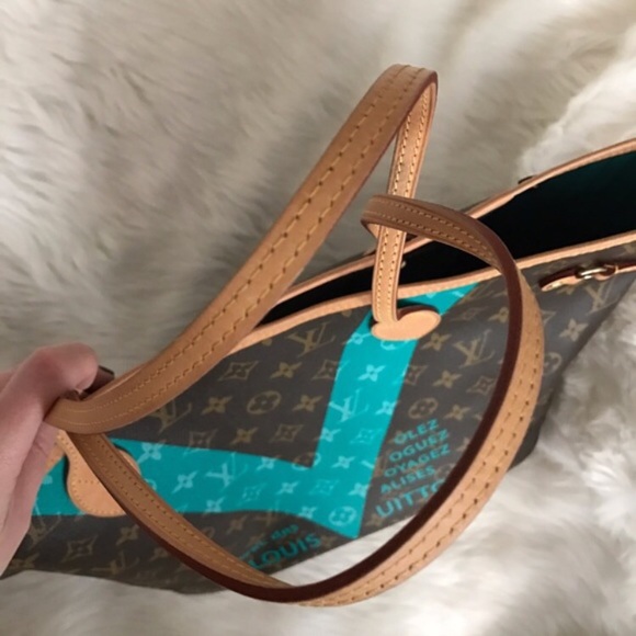 Limited Edition Louis Vuitton Turquoise Neverfull - Picture 3 of 8