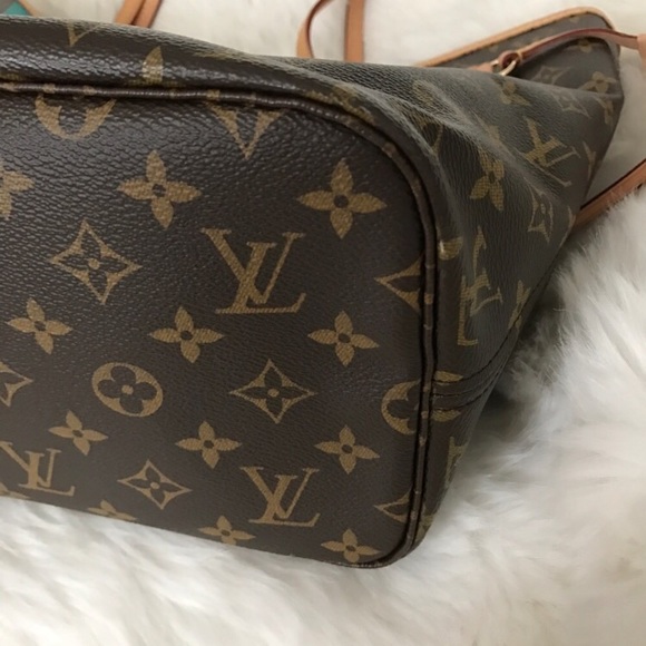Limited Edition Louis Vuitton Turquoise Neverfull - Picture 6 of 8