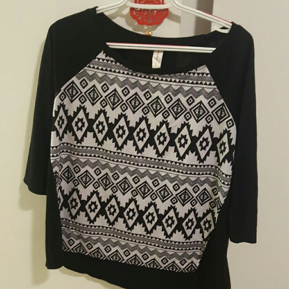 Mosaic Light Sweater
