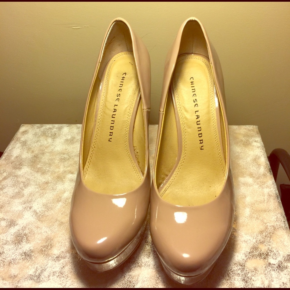 Nude Chinese Laundry wonder platform pumps