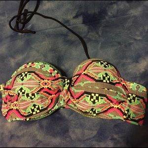 Multicolored bikini top