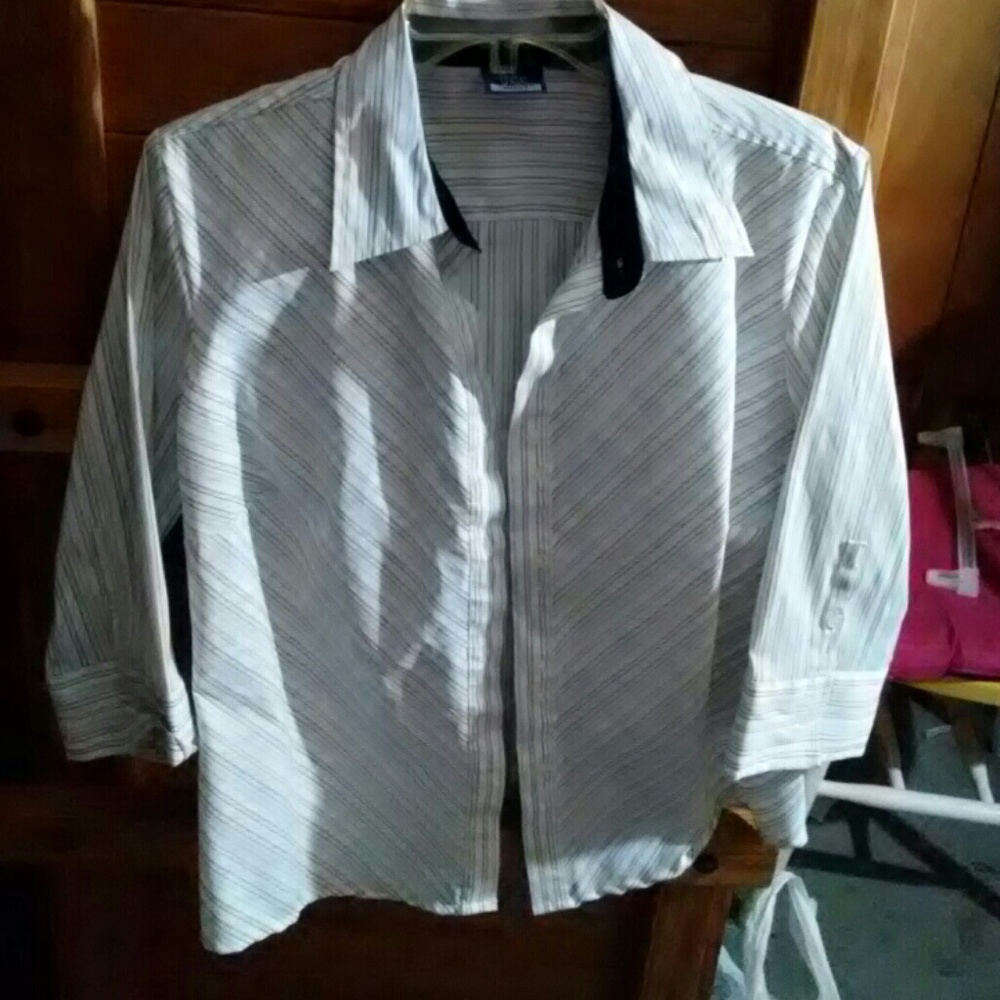 Very nice dress shirt
