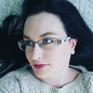 Meet your Posher, Denielle