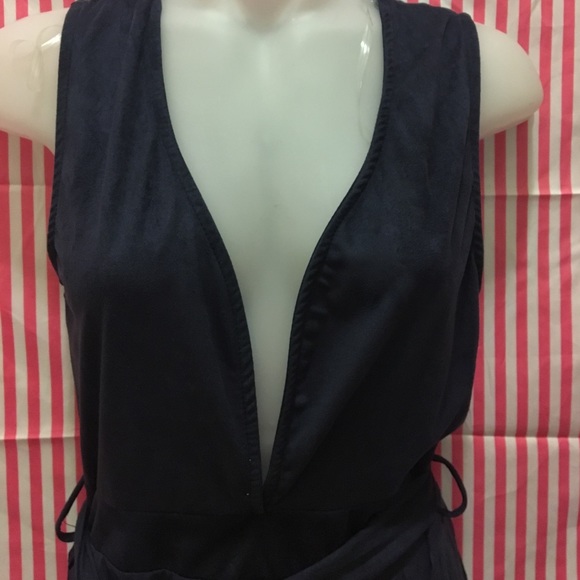 Small - Picture 3 of 3