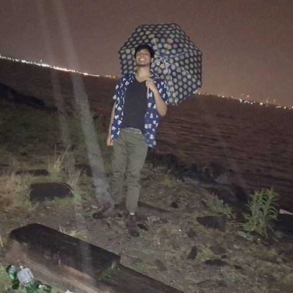 Meet your Posher, Asif - Picture 1 of 1