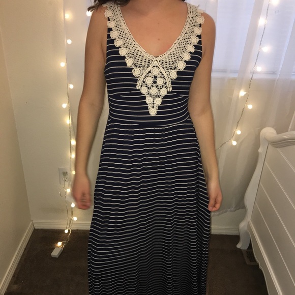 Haani Dresses & Skirts - Maxi Dress 💖