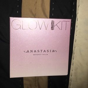 Sweets glow kit!