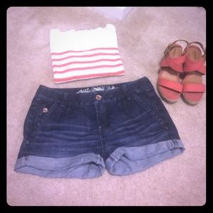 🔥hot sale till 4/16/17! Express shorts