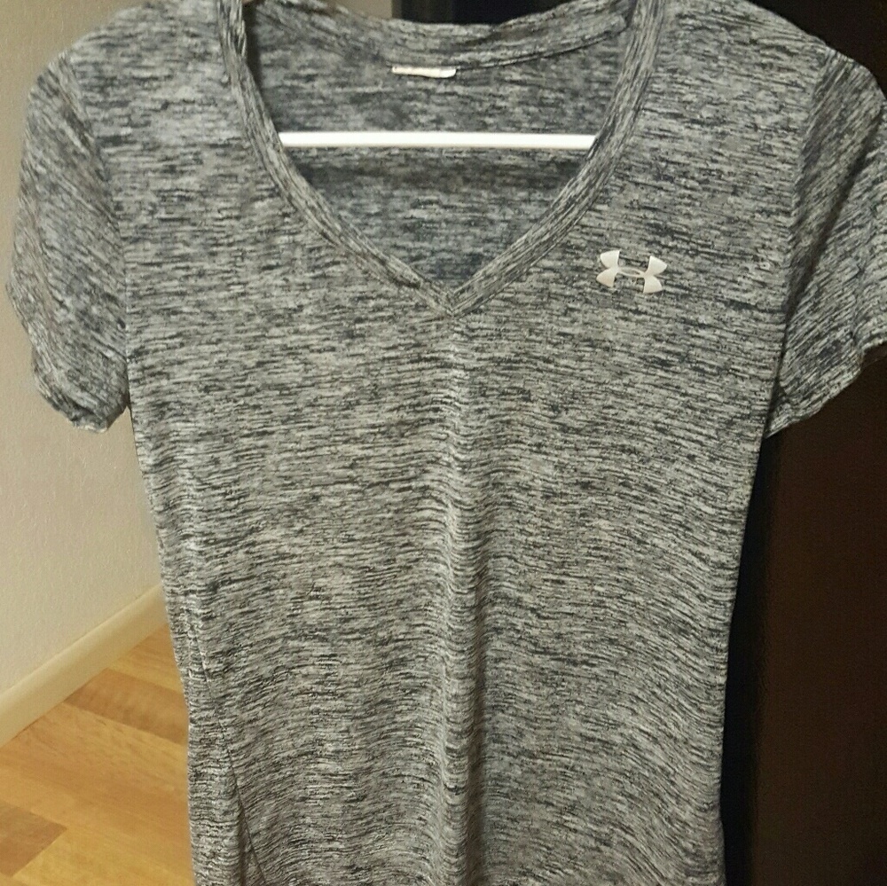 Under armor tee