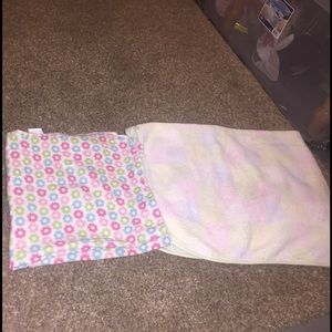 Two blanket bundle