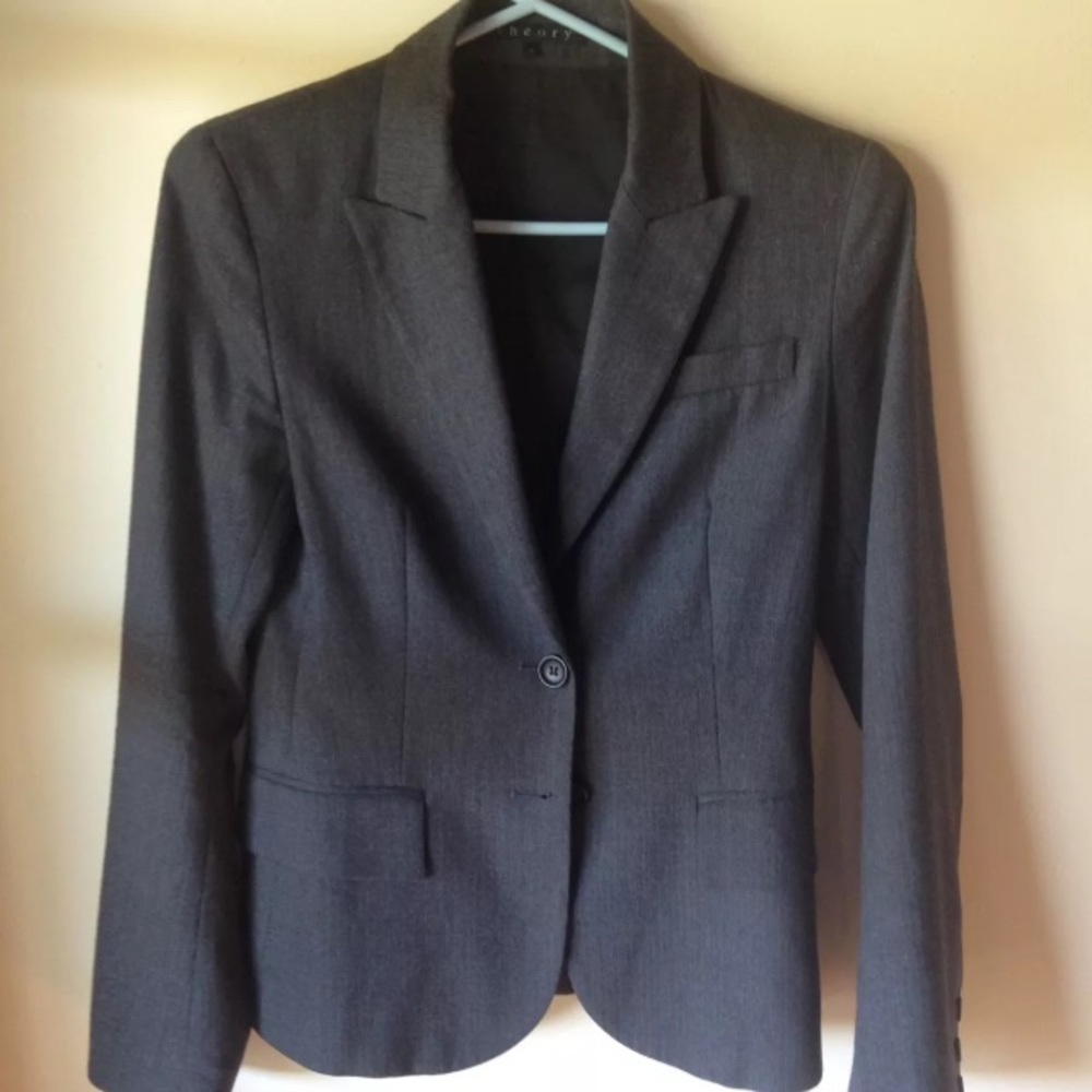 Theory Blazer Gray Wool pinstriped jacket size 4
