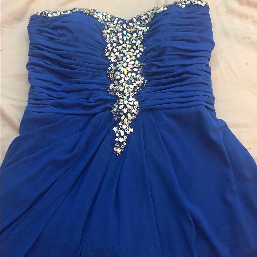OFFERS ACCEPTED HERE Blondie Nites formal dress