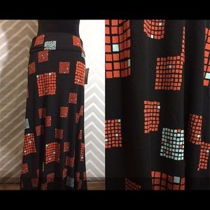 LulaRoe Maxi Skirt
