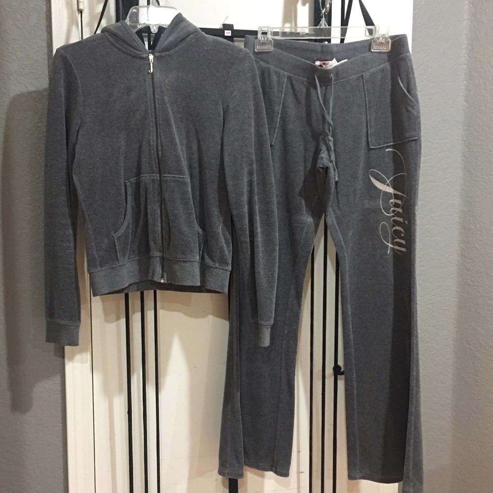 Grey velour Juicy track suit.