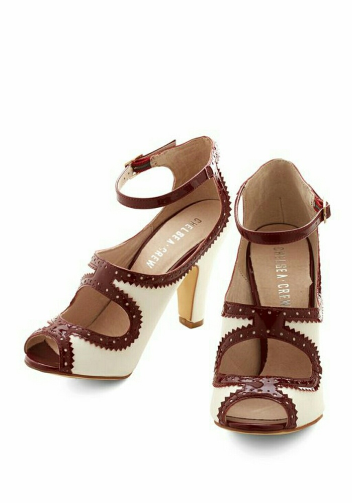 Vintage Style Chelsea Crew Heels