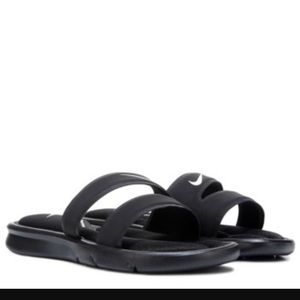 Women's Ultra Comfort Slides Pink and Black