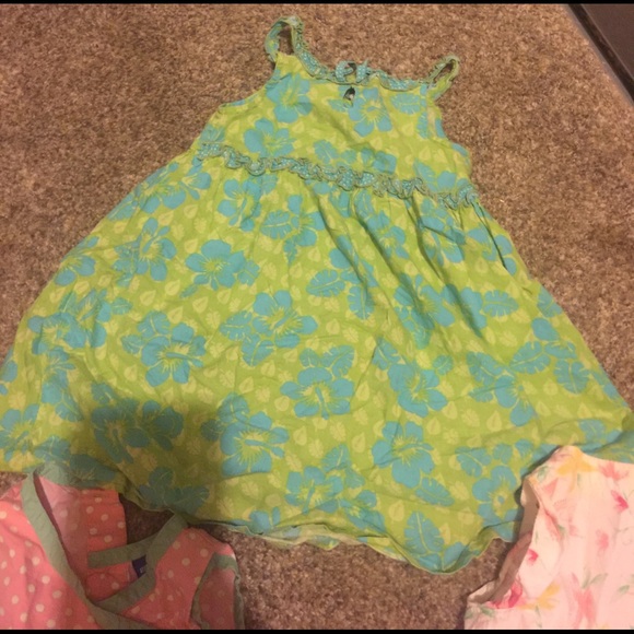 3 dress bundle - Picture 3 of 4