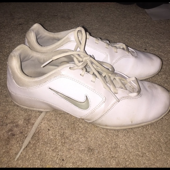 Nike white cheerleading shoes worn twice - Picture 1 of 4